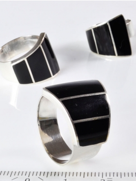 Perlmutt schwarz,  in Silber gefasst, Ring , verschiedene Größen 