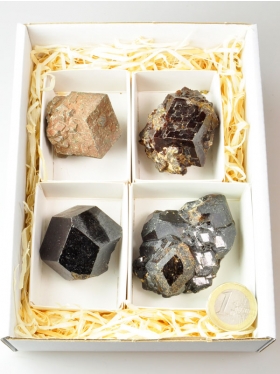 Pyrop (Granat), Mineralien-Box, Unikat