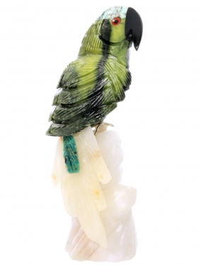 Serpentin Papagei auf Speckstein Sockel