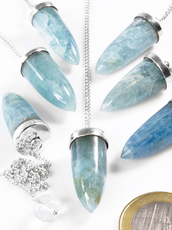 Aquamarine, Pendulum sugarloaf with silver chain 