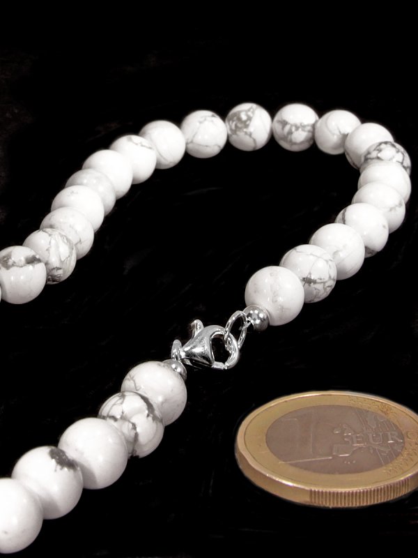 Magnesite ø 8 mm, necklace, L 42 cm