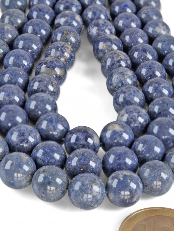 Dumortierite from Mozambique, round beads ø 10 mm, string