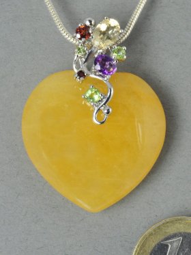 Orangencalcit Herz, Anhänger mit Edelsteinen, Flora Collection