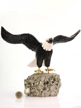 Marmor Adler auf Pyrit Sockel, Unikat
