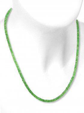 Tsavorit Halskette, facettierte Linsen 40 ct. ø 2,9 mm, Karabinerverschluss aus 925 Silber, Länge 42 cm, Unikat